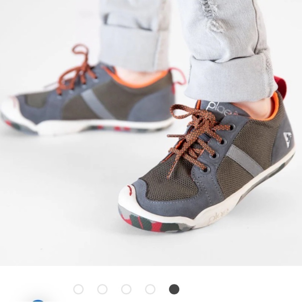 PLAE miles DRAGON SCALES Brown and Orange Casual Sneakers size 4